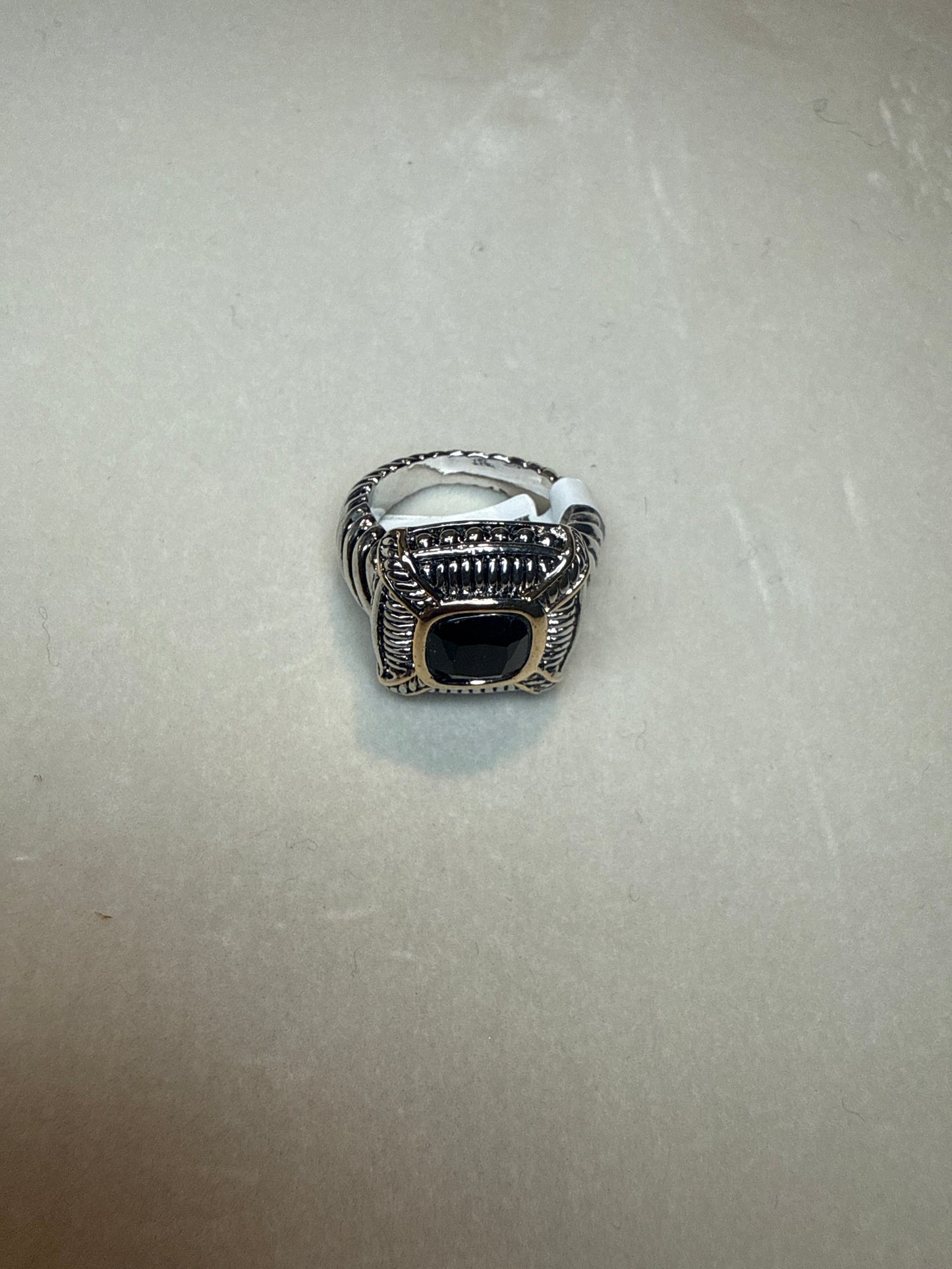 Nuban Ring