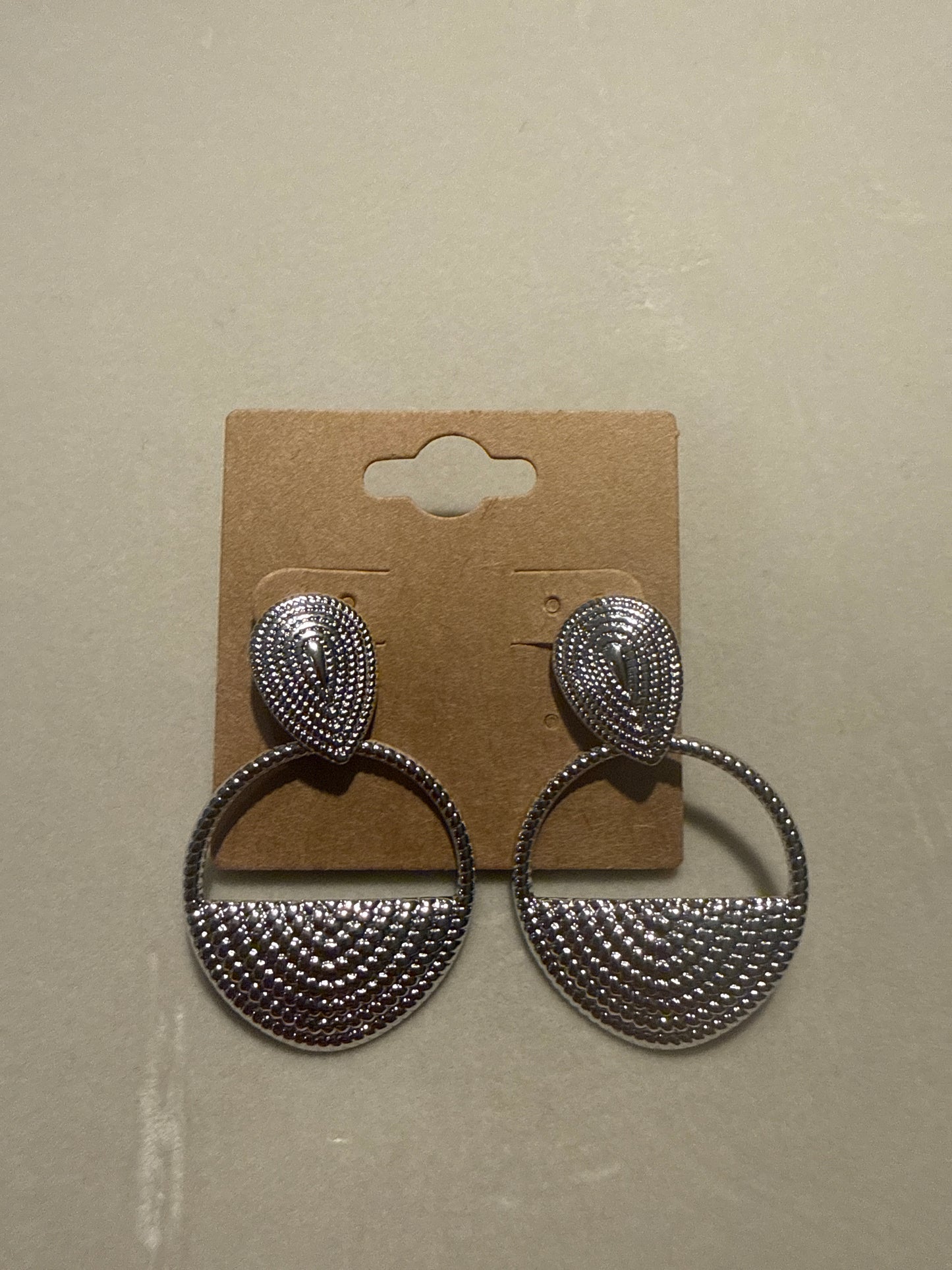 Woven earrings