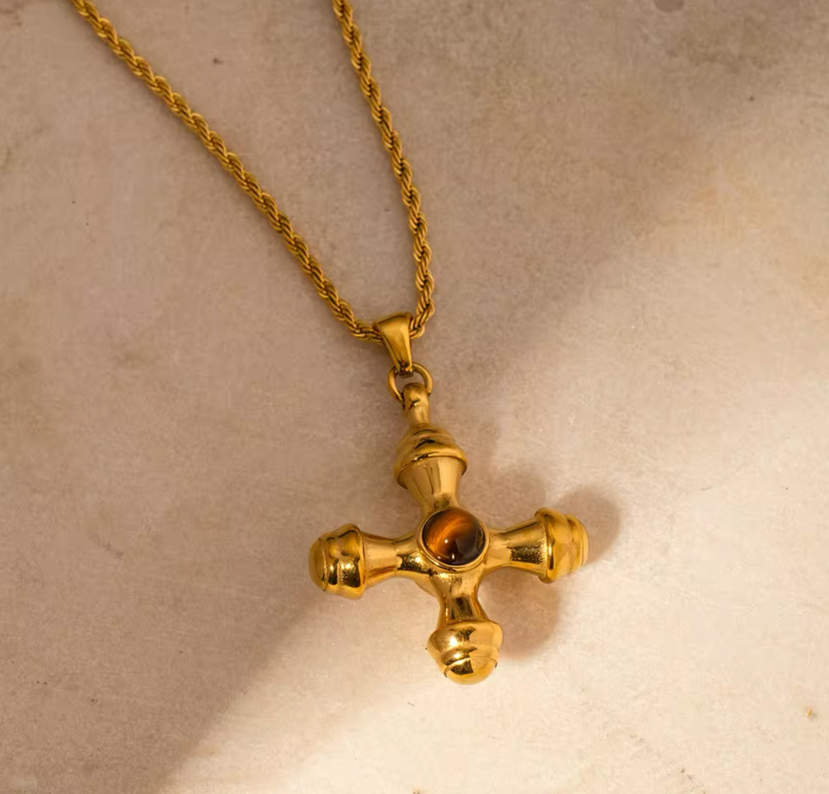 Botonée Cross Pendant