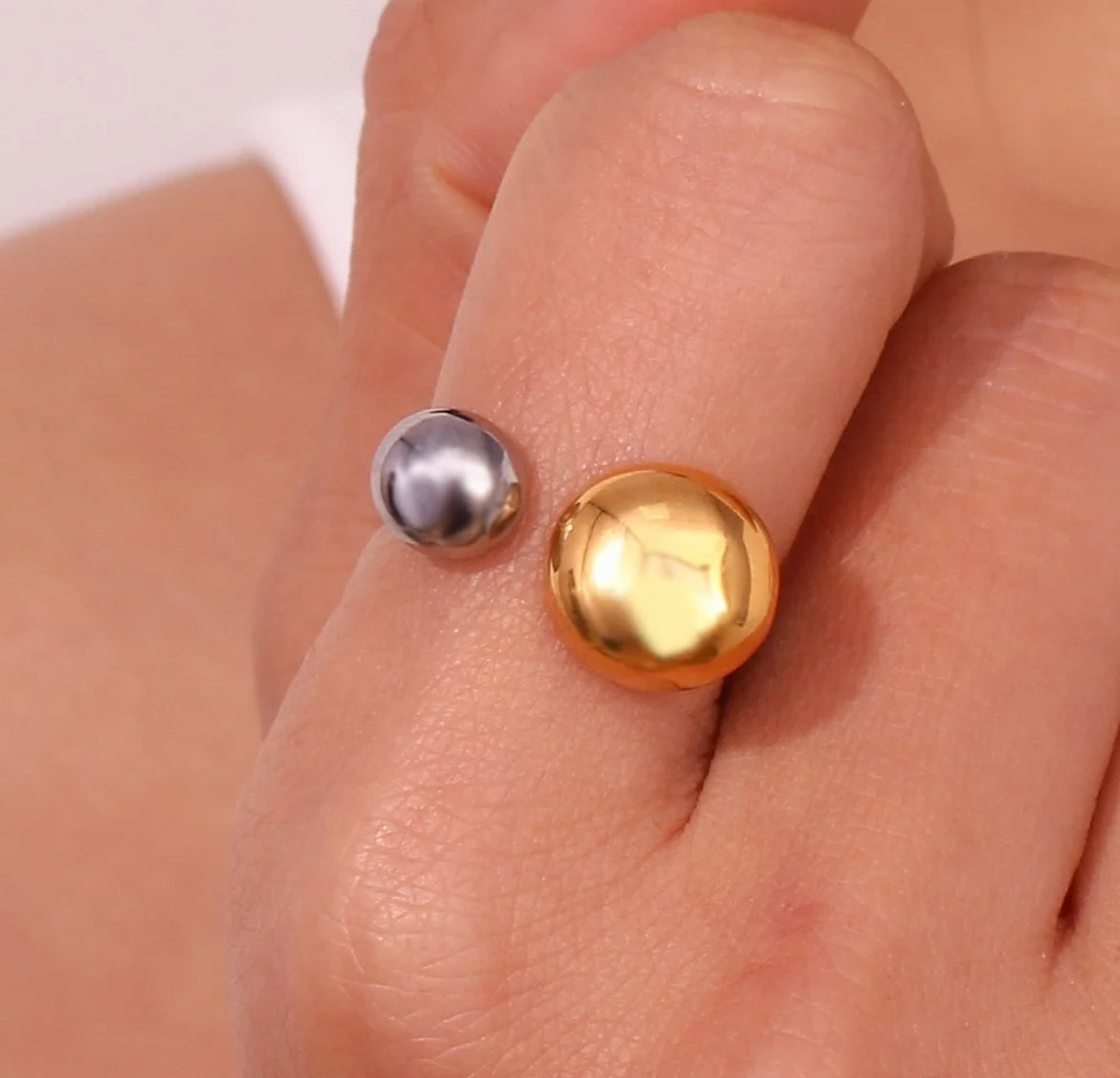 2- Tone Tonie Ring