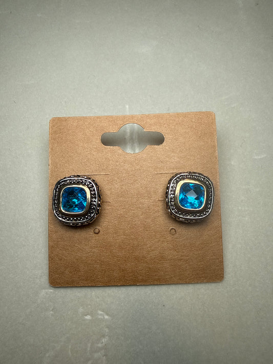 Nuban studs