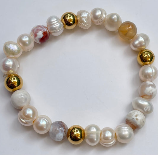 Fresh Water Pearls & Mother Of Pearl Beaded Gem Bracelet